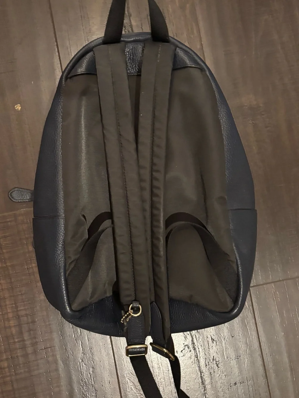 Coach premium pebbled